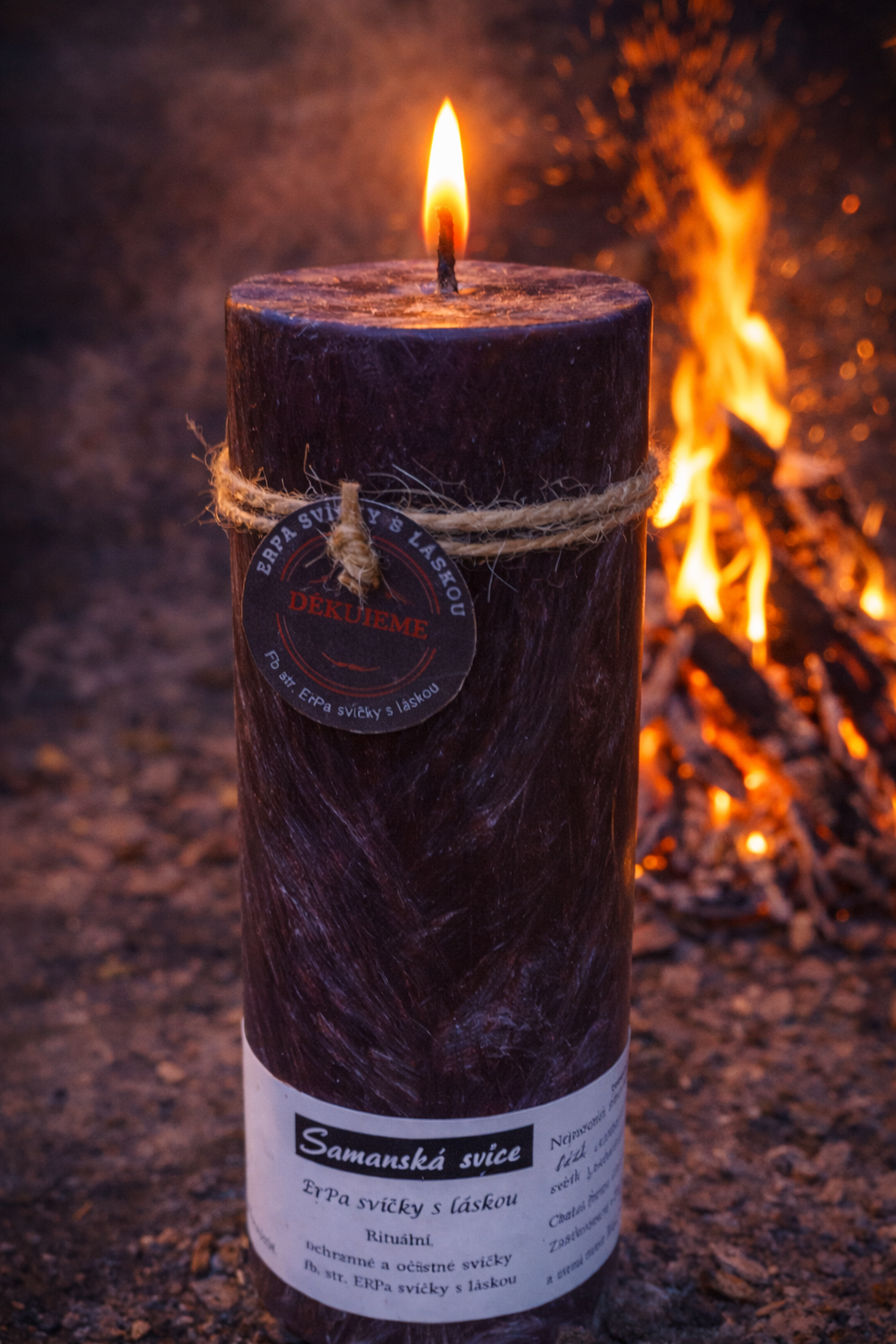 Šamanská rituální svíce pro očistu, ochranu a posílení energie